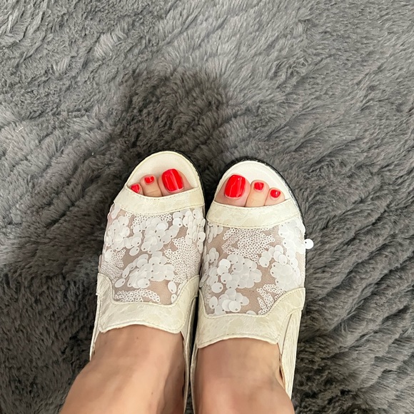 Platform Sandals - Picture 5 of 5